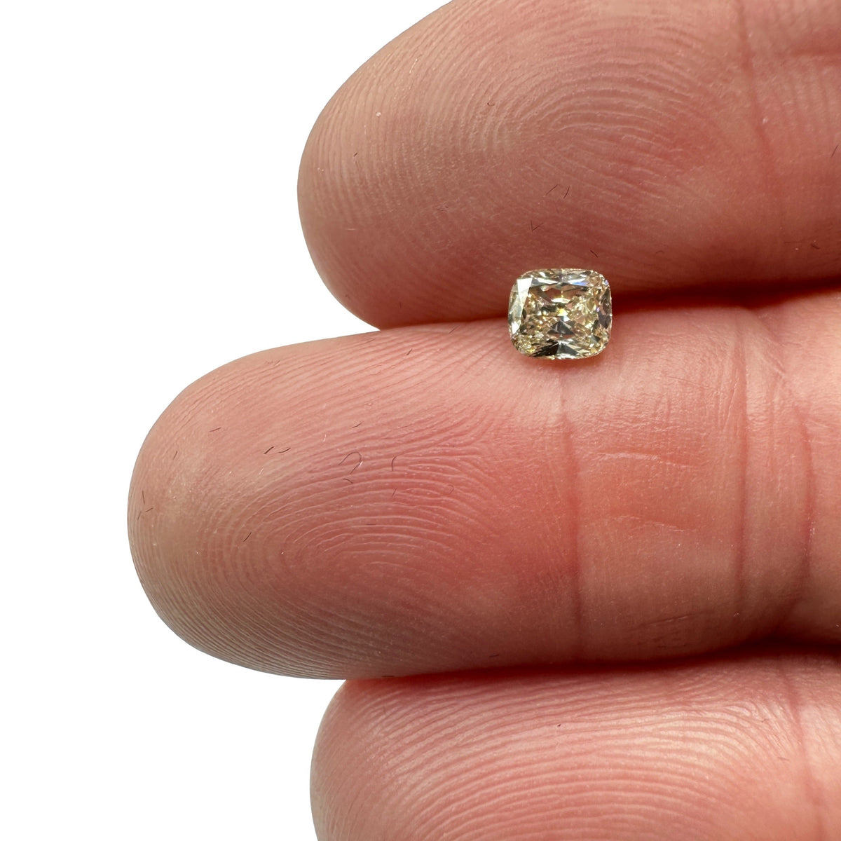 0.39ct | Champagne VS Cushion Shape Brilliant Cut Diamond-Modern Rustic Diamond