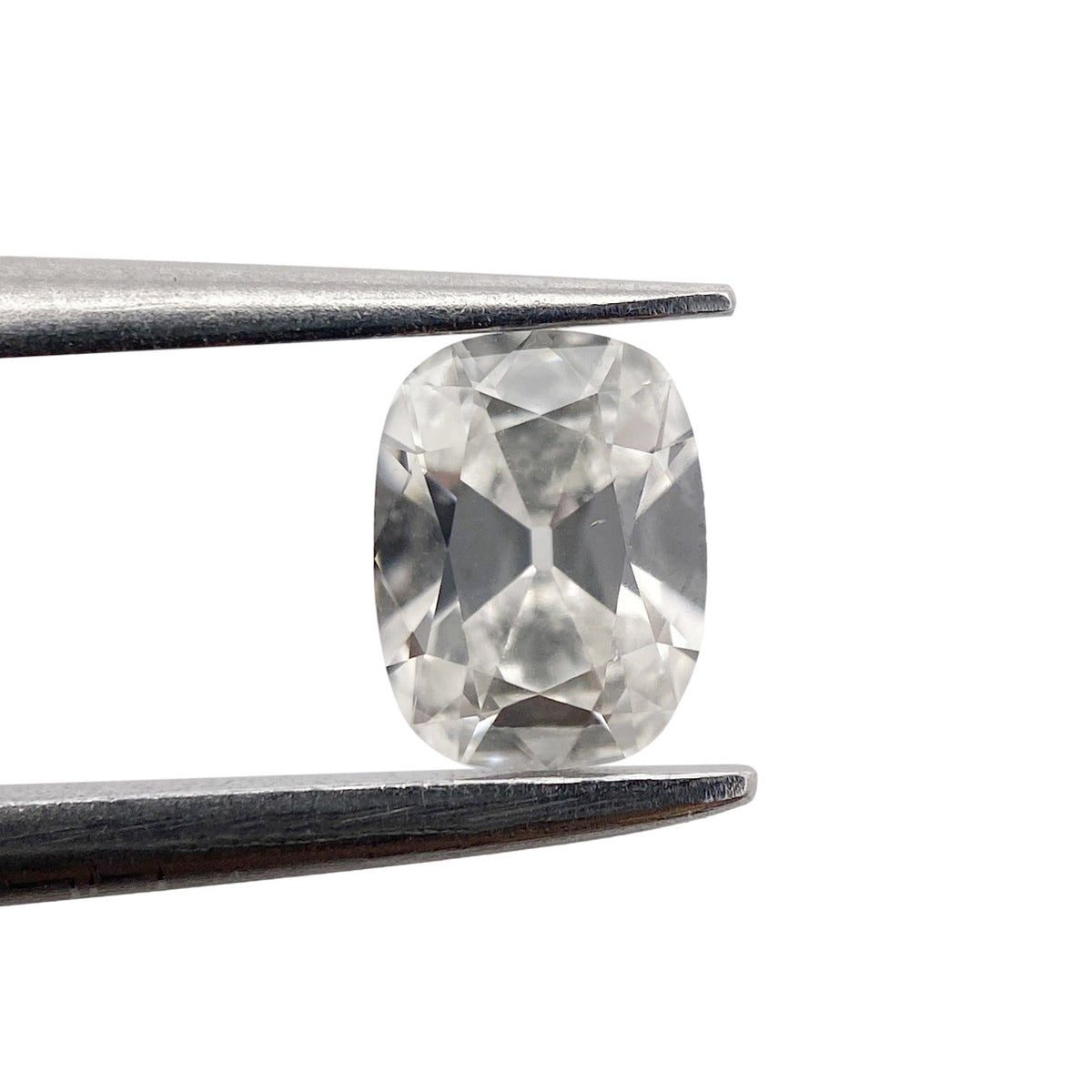0.43ct | D-E/VVS Cushion Shape Old Mine Cut Diamond-Modern Rustic Diamond