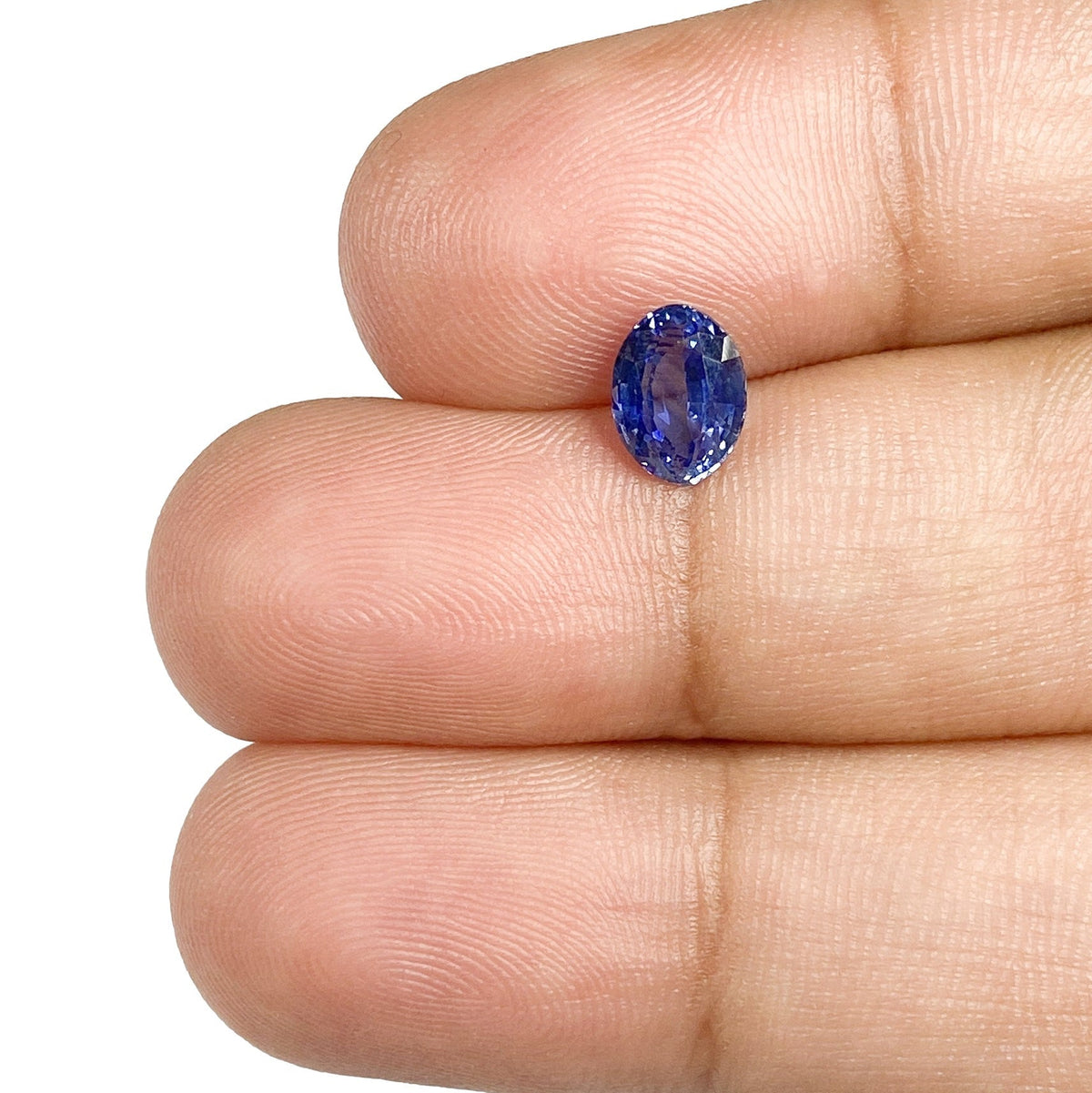 1.06ct | Brilliant Cut Oval Shape Blue Sapphire-Modern Rustic Diamond