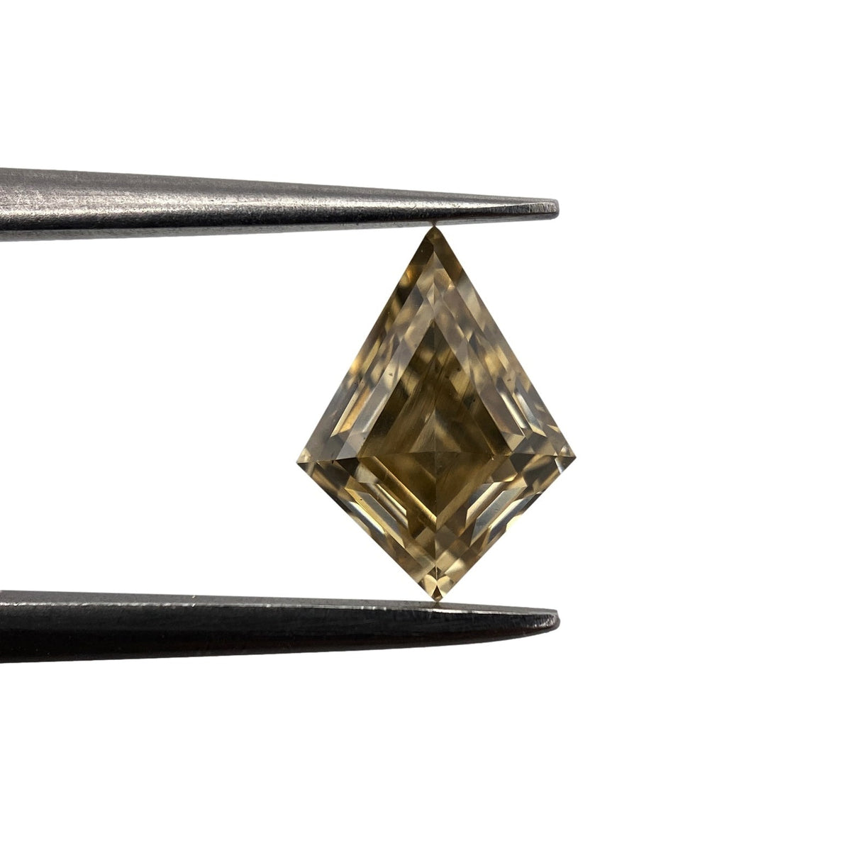 1.06ct | Champagne VS-SI Kite Shape Step Cut Diamond-Modern Rustic Diamond