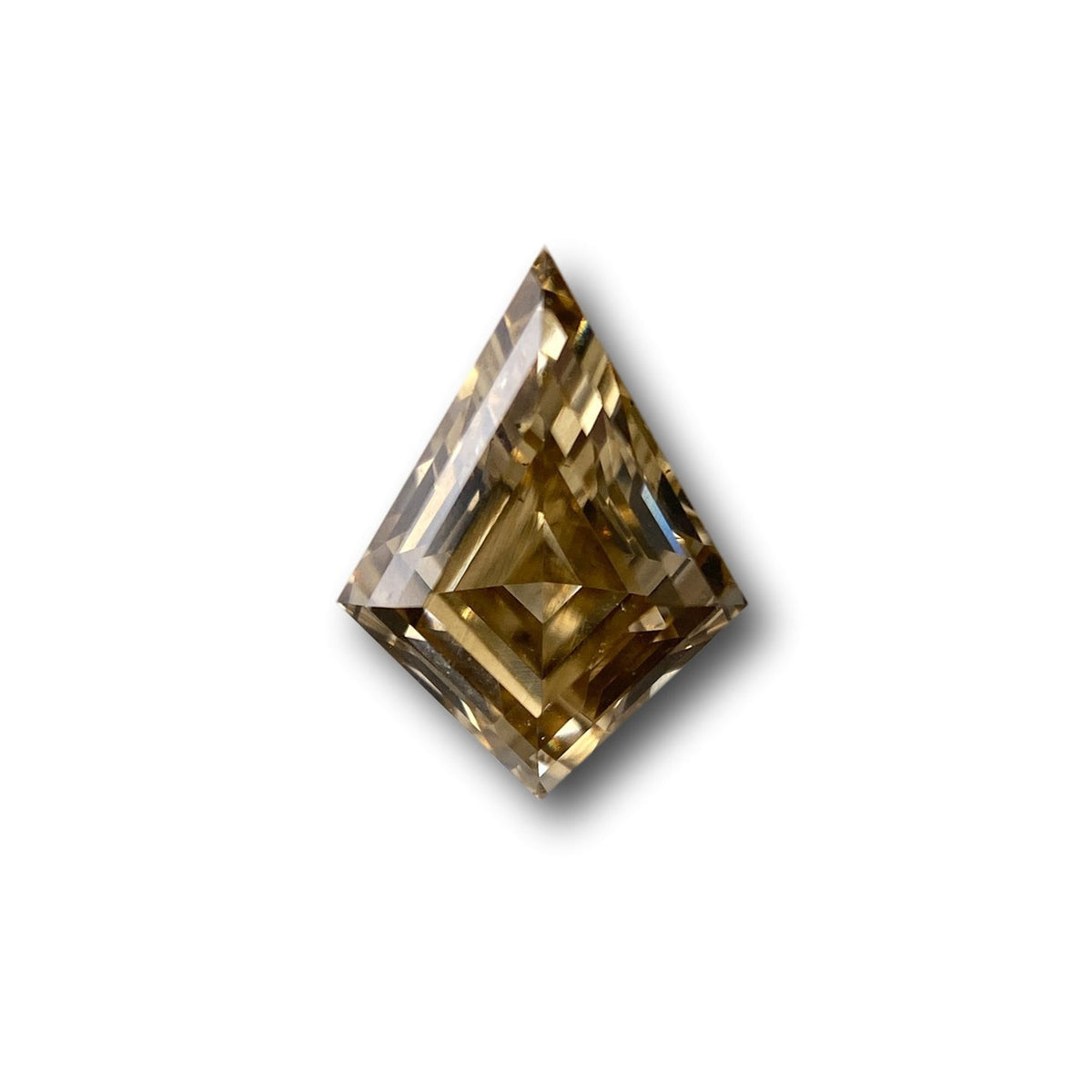 1.06ct | Champagne VS-SI Kite Shape Step Cut Diamond-Modern Rustic Diamond