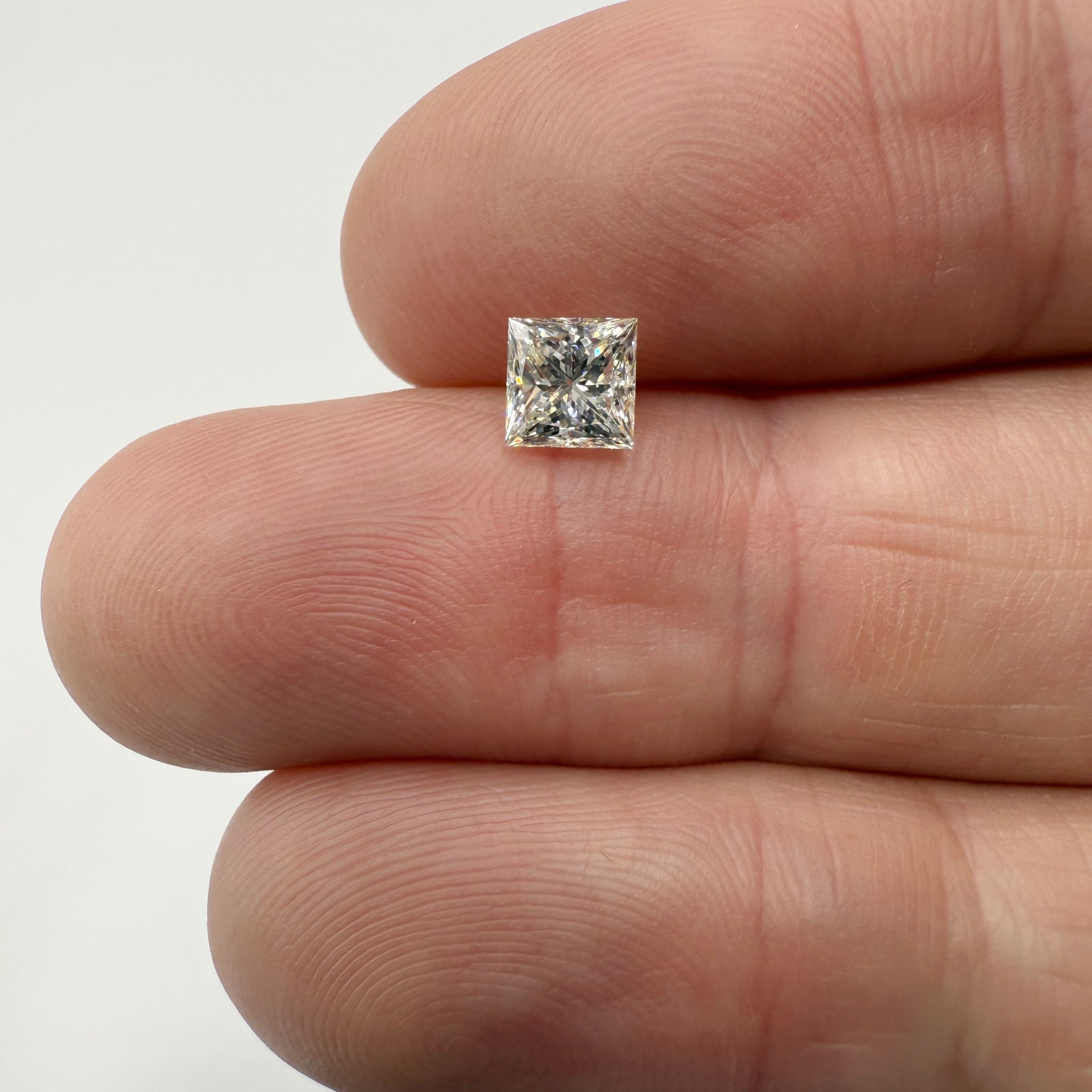 0.90ct | M/VS1 Princess Shape Brilliant Cut Diamond (GIA) - Modern Rustic Diamond