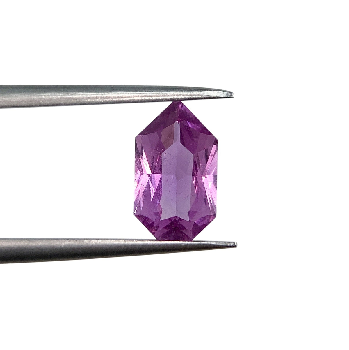 1.27ct | Brilliant Cut Shield Shape Violet Sapphire-Modern Rustic Diamond