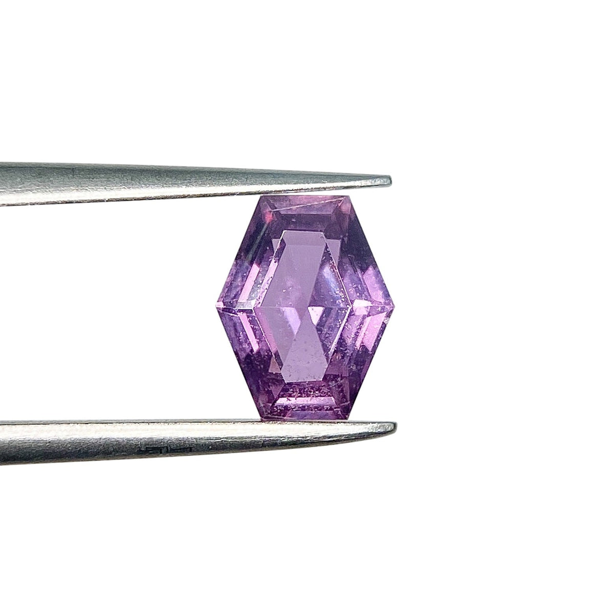 1.38ct | Step Cut Hexagon Shape Violet Sapphire-Modern Rustic Diamond