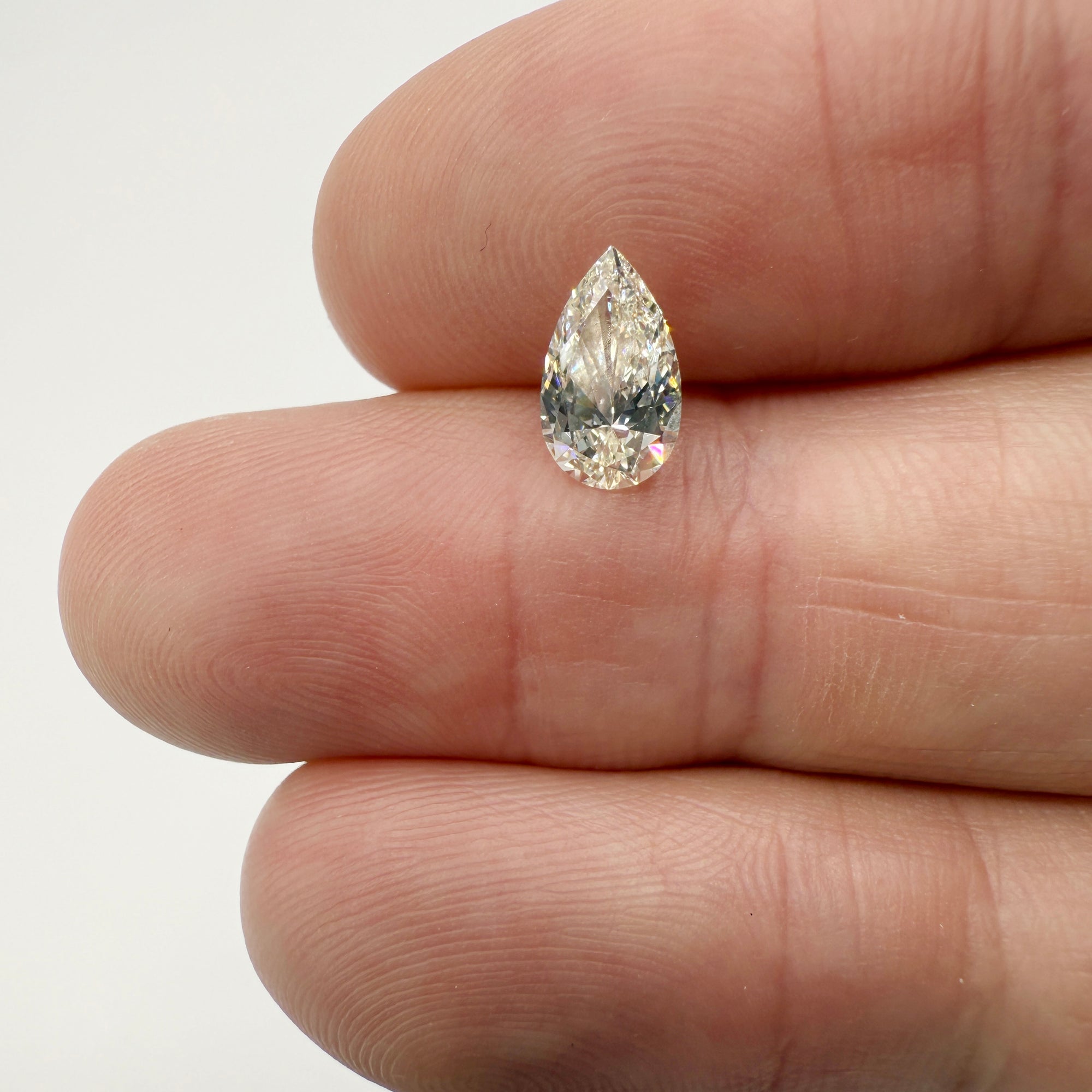 1.00ct | K/VVS2 Pear Shape Brilliant Cut Diamond (GIA) - Modern Rustic Diamond