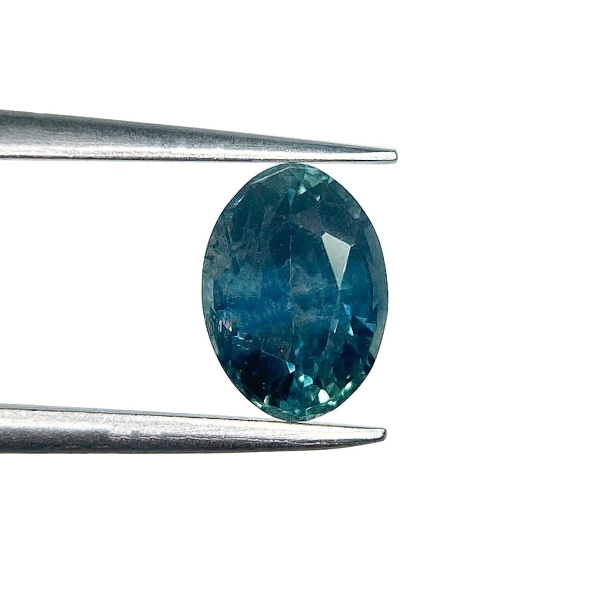 1.57ct | Brilliant Cut Oval Shape Blue Montana Sapphire-Modern Rustic Diamond