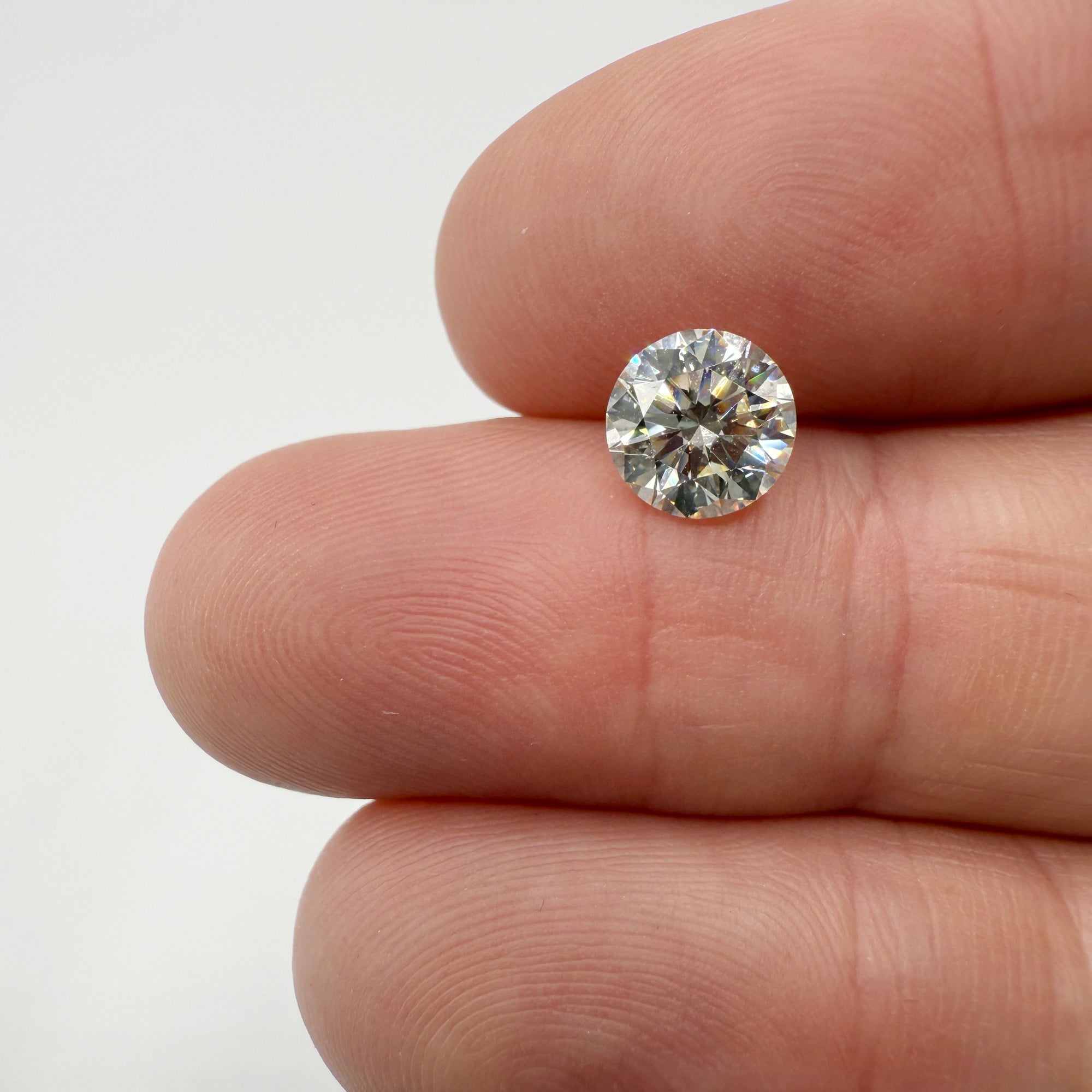 1.51ct | M/VVS2 Round Shape Brilliant Cut Diamond (GIA) - Modern Rustic Diamond