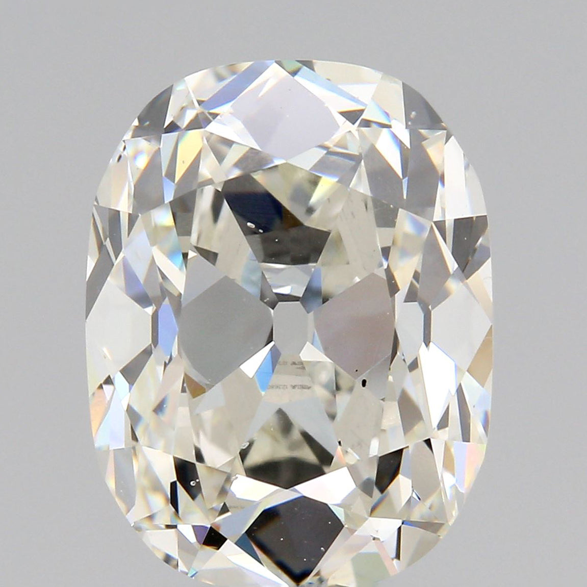 4.03ct | I/VS2 Cushion Shape Vintage Old Mine Cut Diamond (GIA) - Modern Rustic Diamond