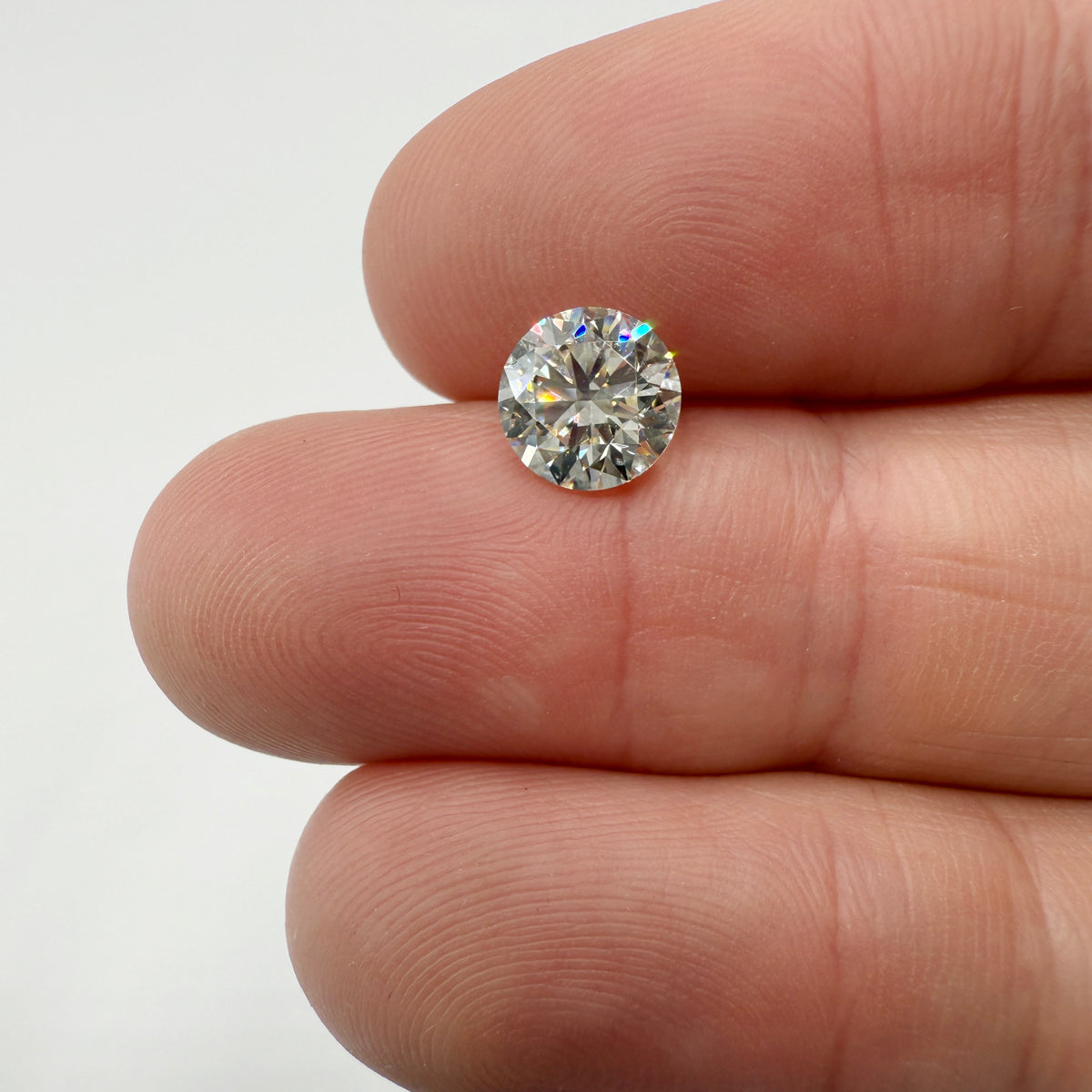 1.70ct | M/VVS1 Round Shape Brilliant Cut Diamond (GIA) - Modern Rustic Diamond