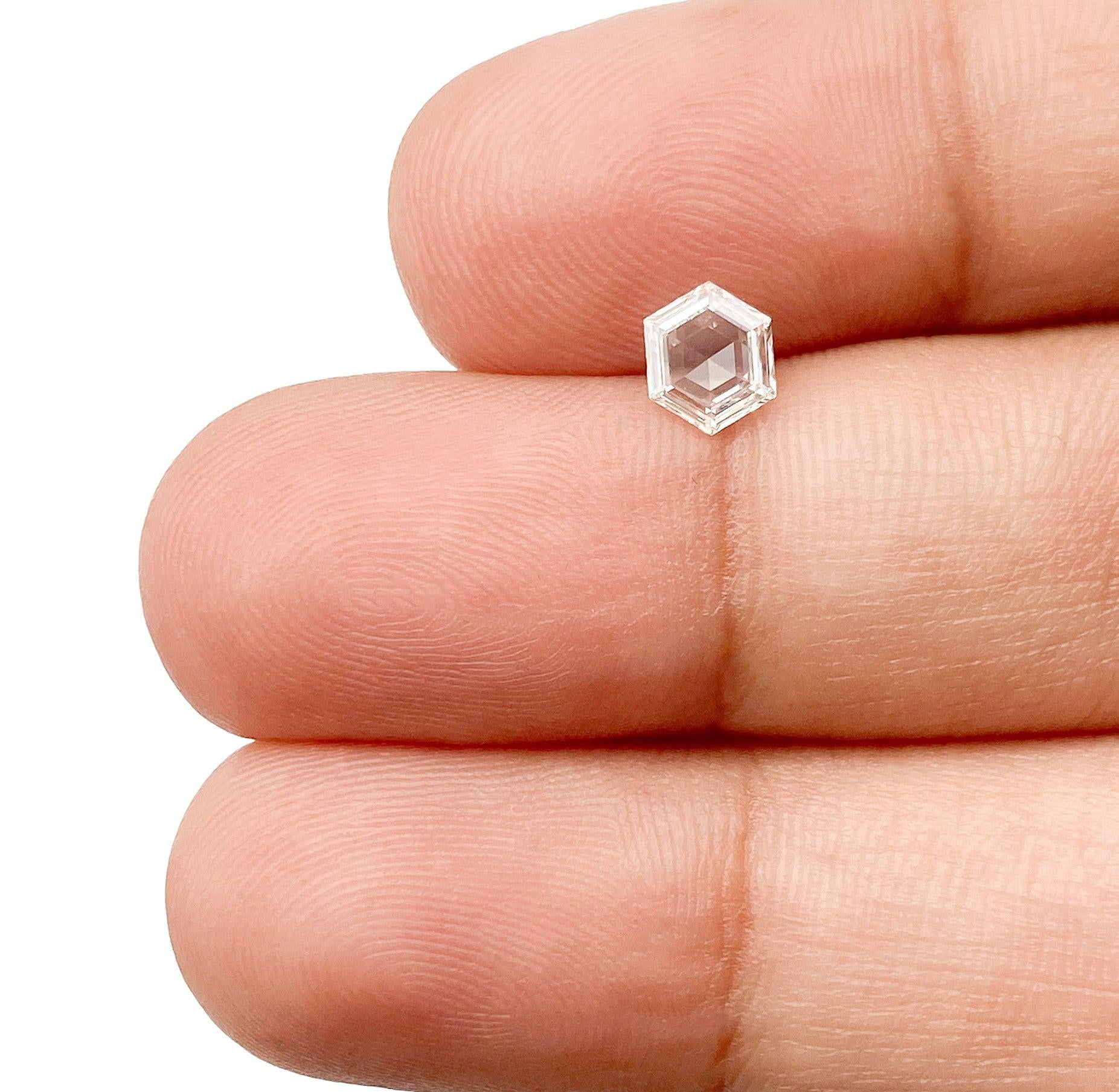 Step cut hexagon diamond deals