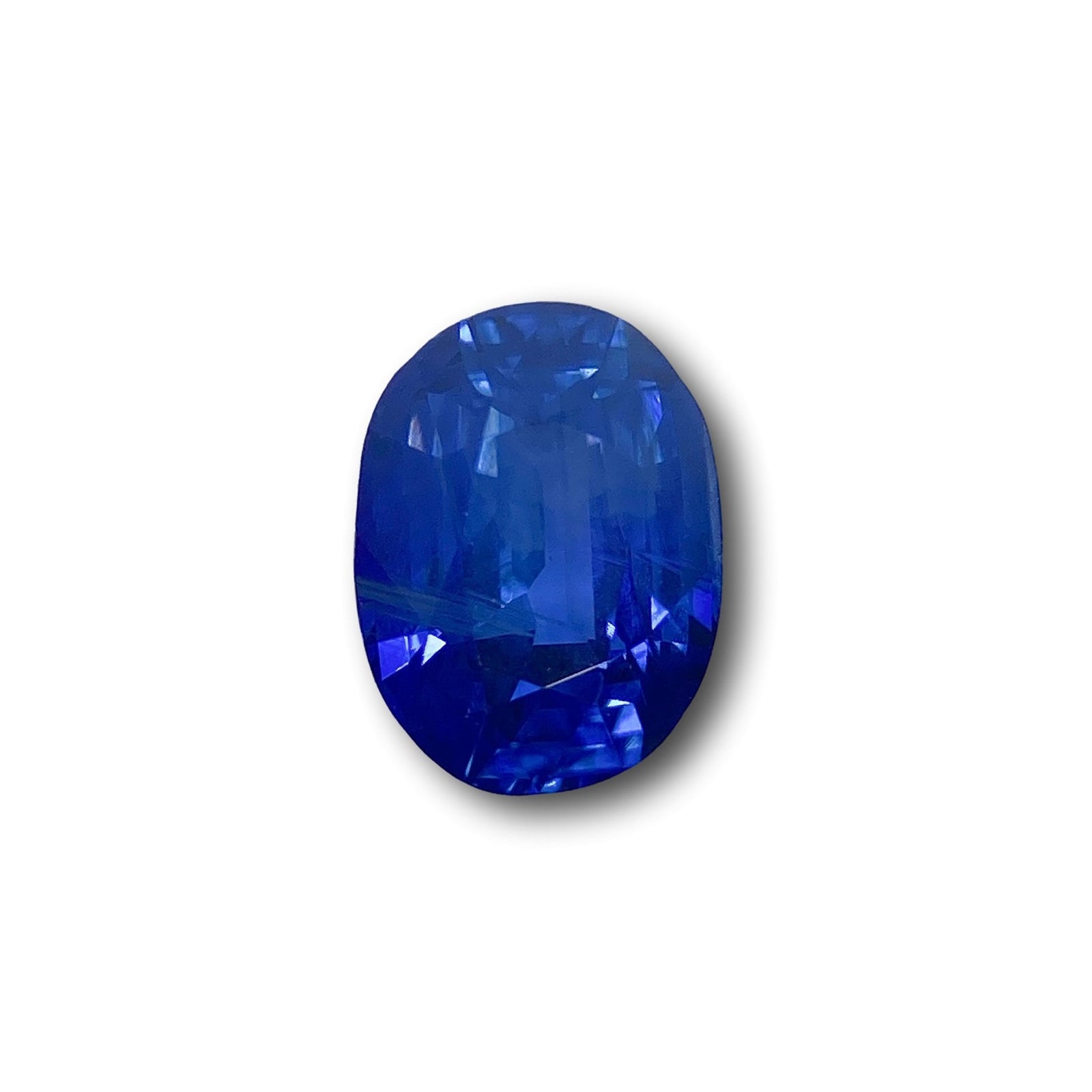 2.57ct | Brilliant Cut Oval Shape Blue Silky Sapphire-Modern Rustic Diamond