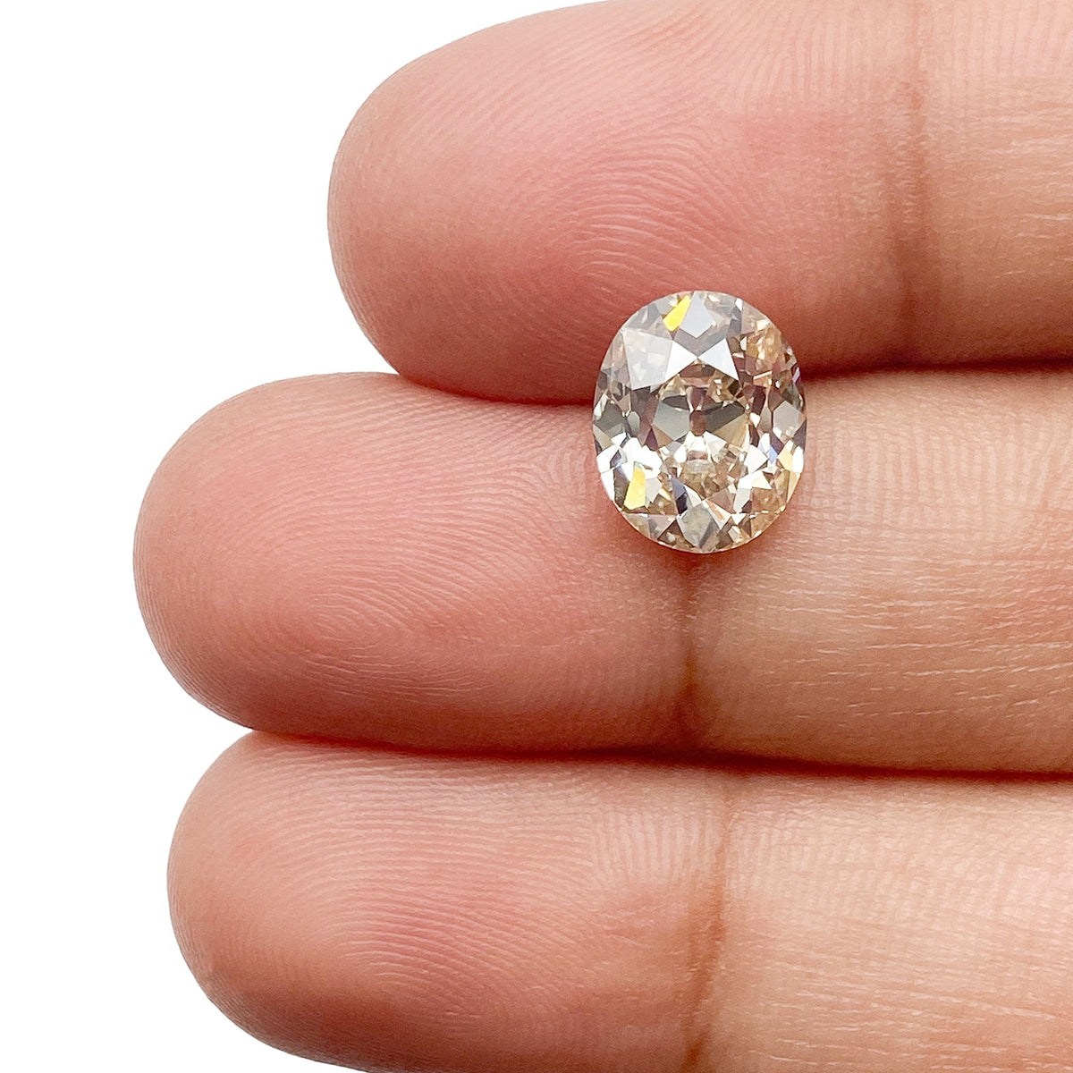 2.52ct | U-V/VS2 Oval Shape Old Mine Cut Diamond (GIA) - Modern Rustic Diamond
