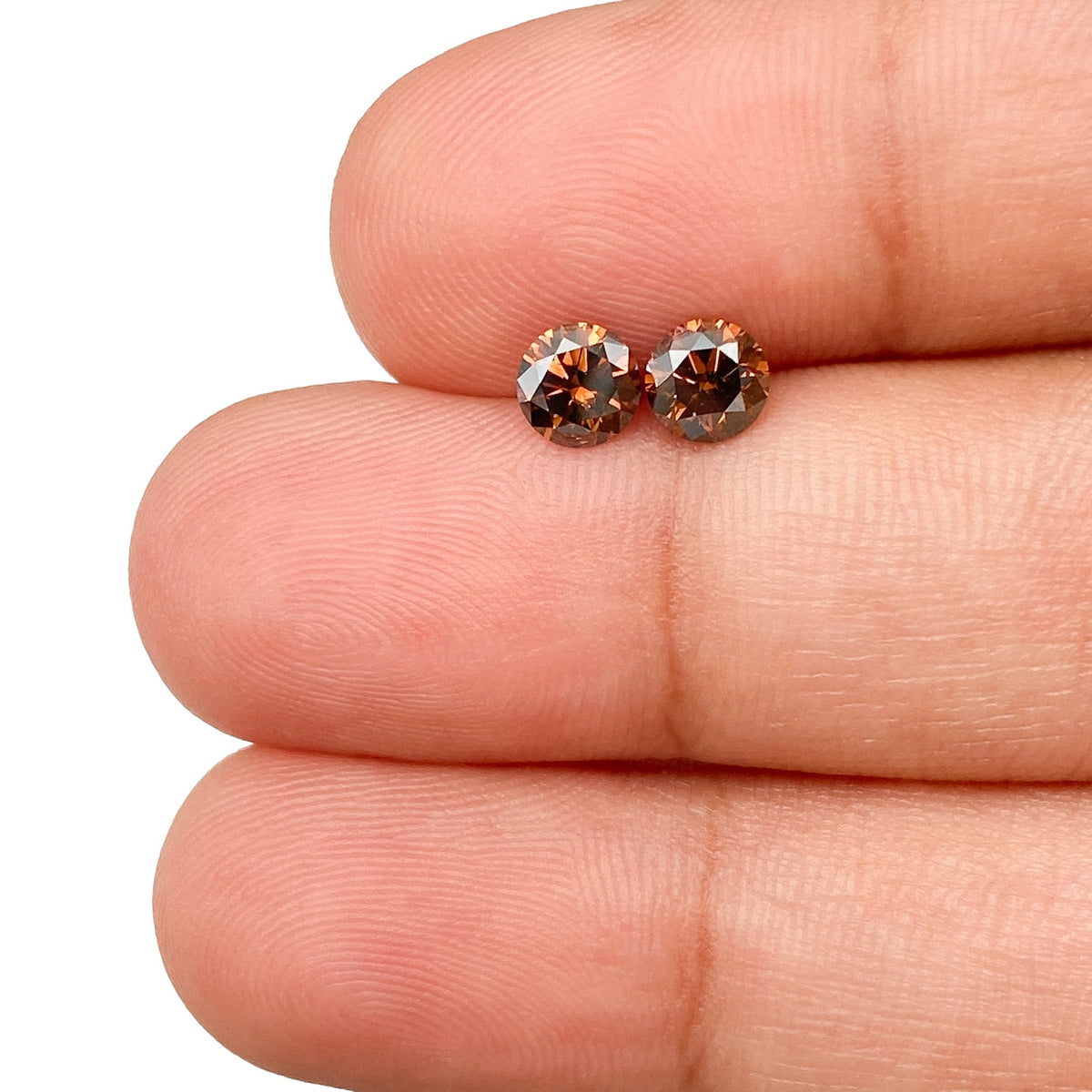 0.69cttw | Champagne VS-SI Round Shape Brilliant Cut Diamond Matched Pair - Modern Rustic Diamond