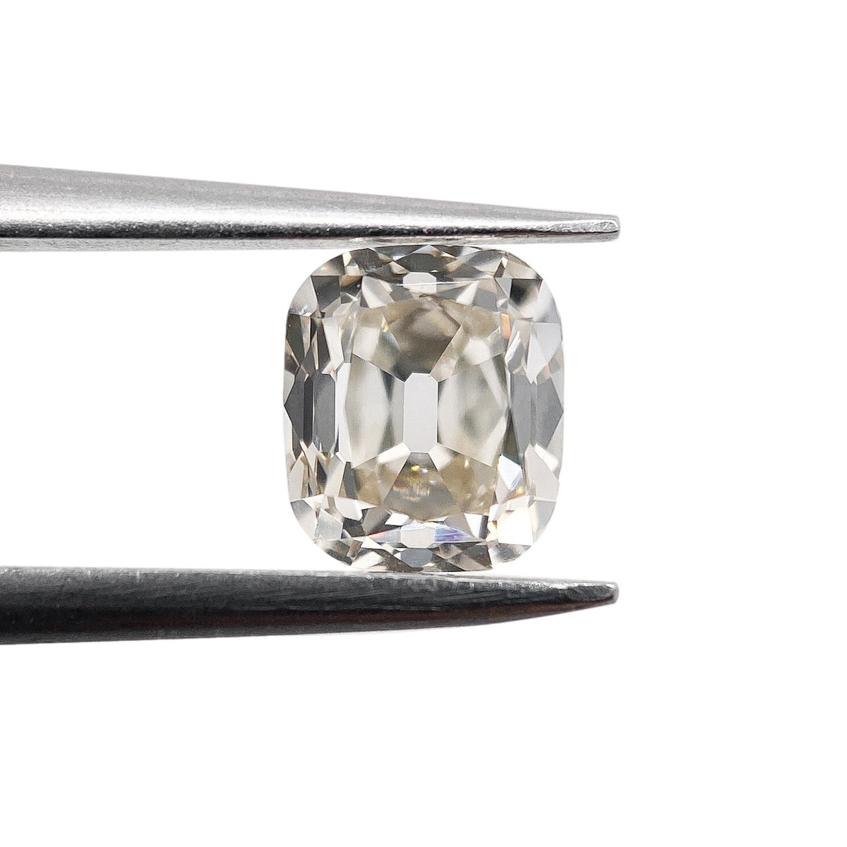 1.01ct | Champagne VVS Cushion Shape Old Mine Cut Diamond - Modern Rustic Diamond