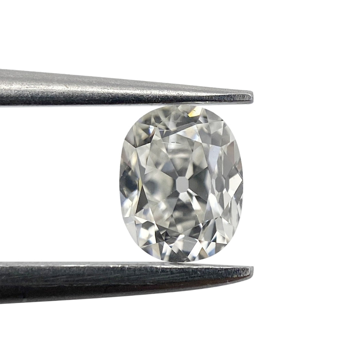 0.40ct | E-F/VS Oval Shape Old Mine Cut Diamond - Modern Rustic Diamond