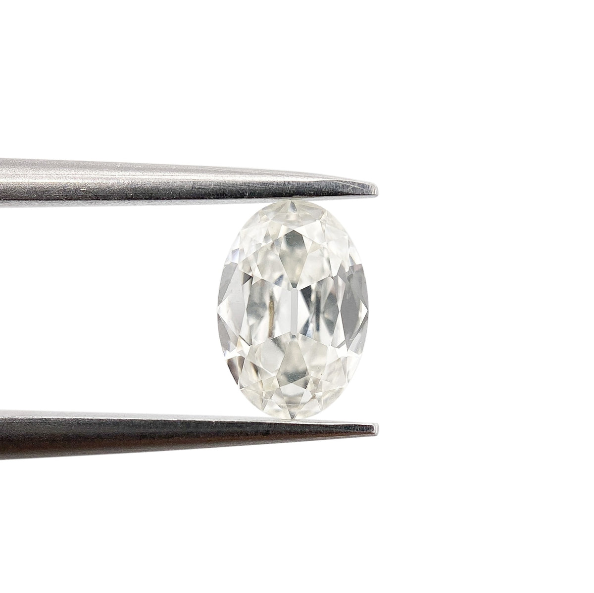 0.60ct | I/VS1 Oval Shape Old Mine Cut Diamond (GIA) - Modern Rustic Diamond