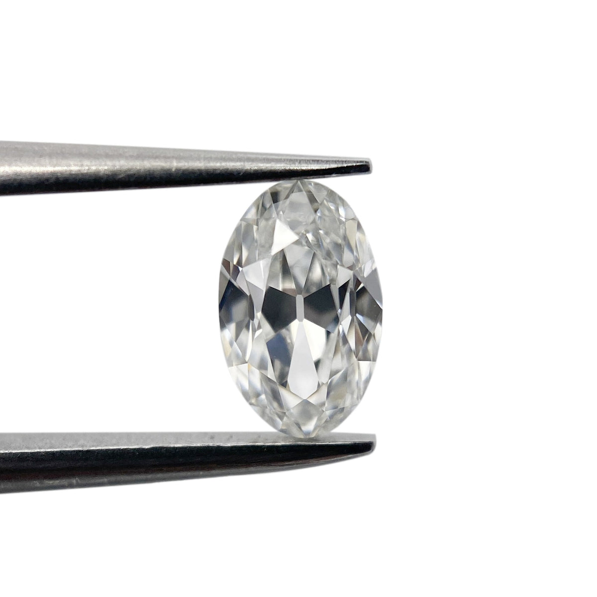 0.62ct | F/VVS2 Oval Shape Old Mine Cut Diamond (GIA) - Modern Rustic Diamond
