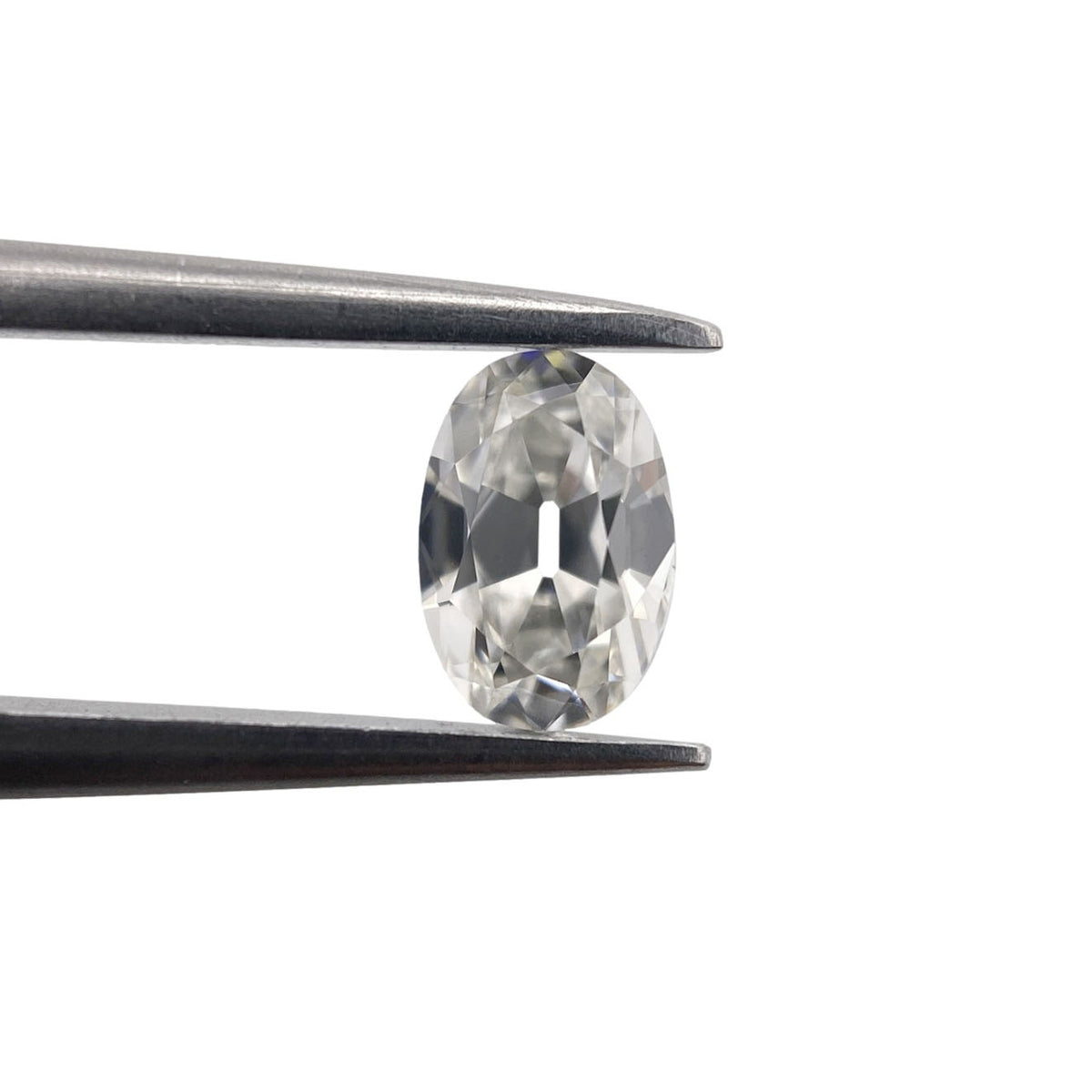 0.49ct | D/VVS Oval Shape Old Mine Cut Diamond - Modern Rustic Diamond