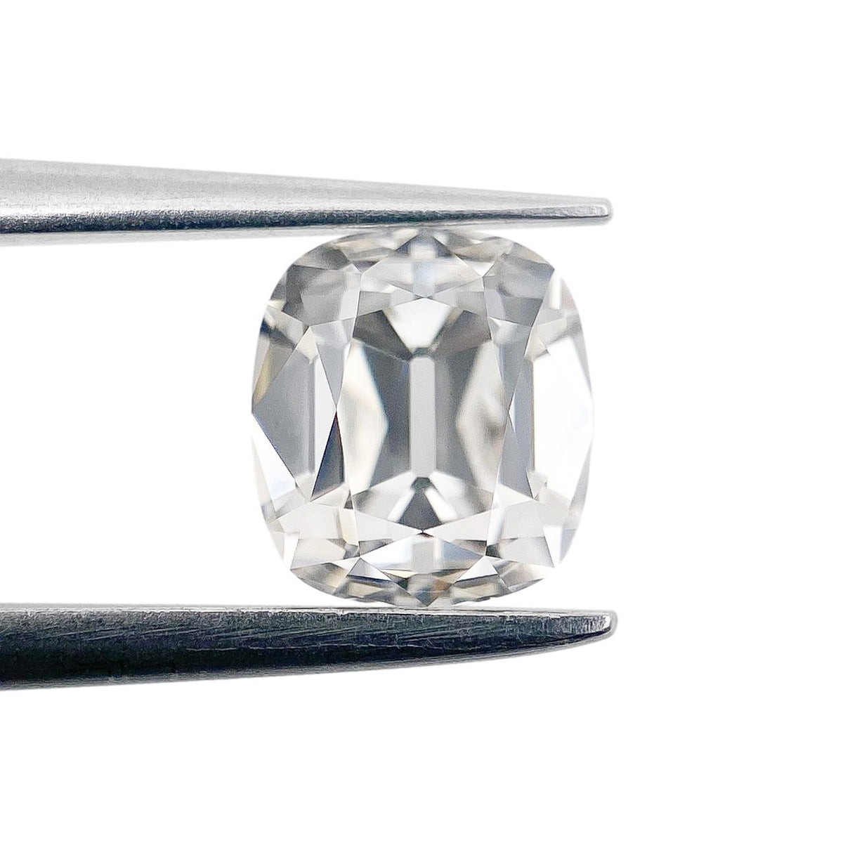 1.03ct | I/VS1 Cushion Shape Old Mine Cut Diamond (GIA) - Modern Rustic Diamond