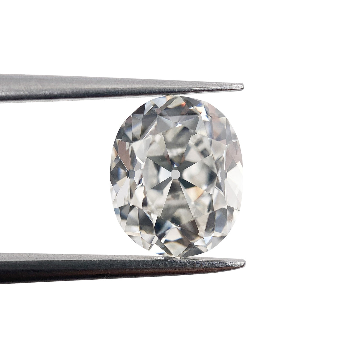 3.02ct | H/VVS1 Oval Shape Old Mine Cut Diamond (GIA) - Modern Rustic Diamond