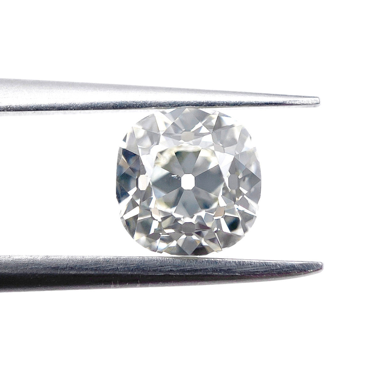 1.01ct | I-J/VS-SI Cushion Shape Old Mine Cut Diamond - Modern Rustic Diamond