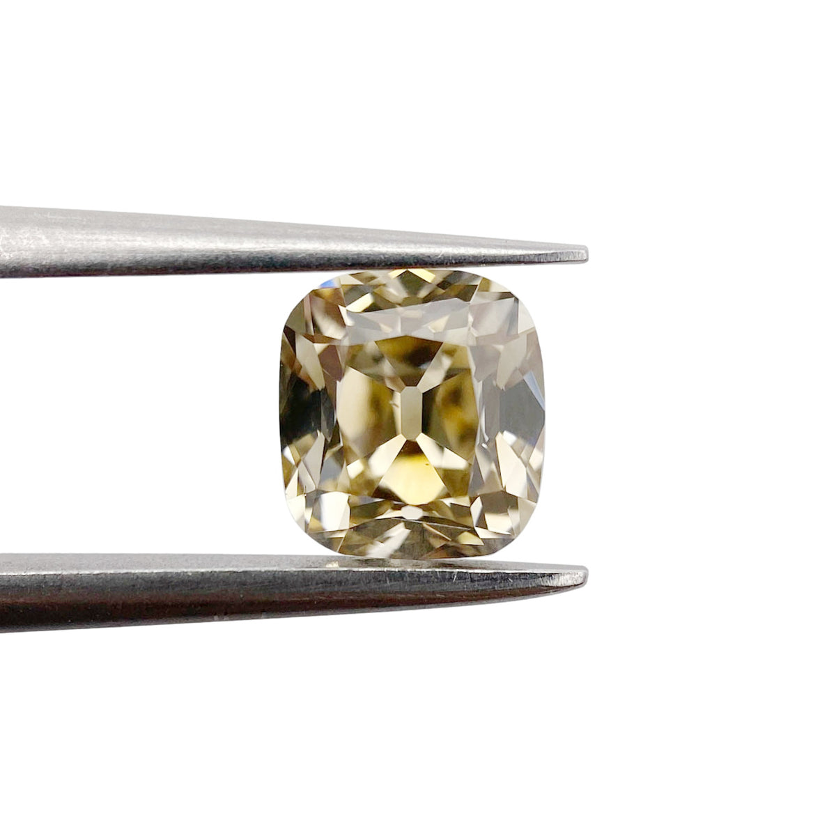 1.22ct | Champagne VS Cushion Shape Old Mine Cut Diamond - Modern Rustic Diamond