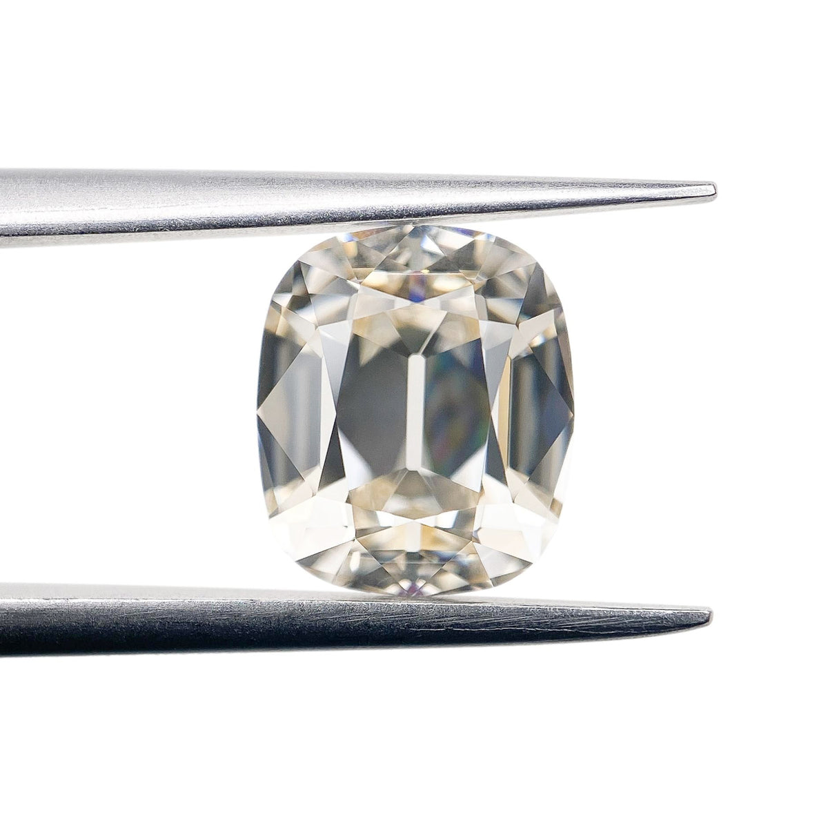 2.51ct | U-V/VS1 Cushion Shape Old Mine Cut Diamond (GIA) - Modern Rustic Diamond