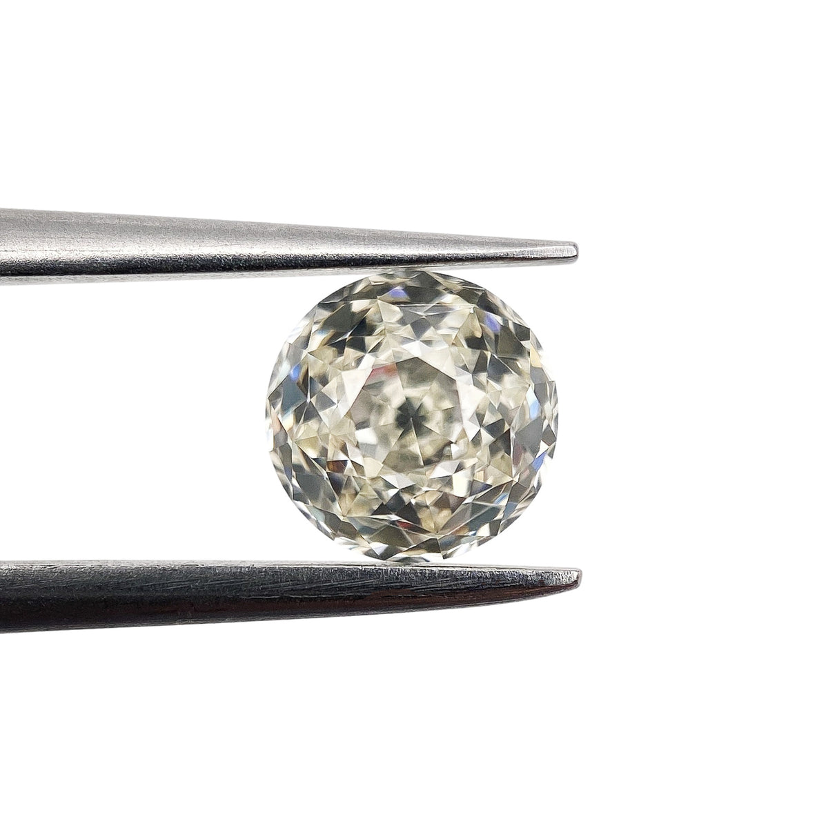 1.10ct | M/VS1 Round Shape Brilliant Cut Diamond (GIA) - Modern Rustic Diamond