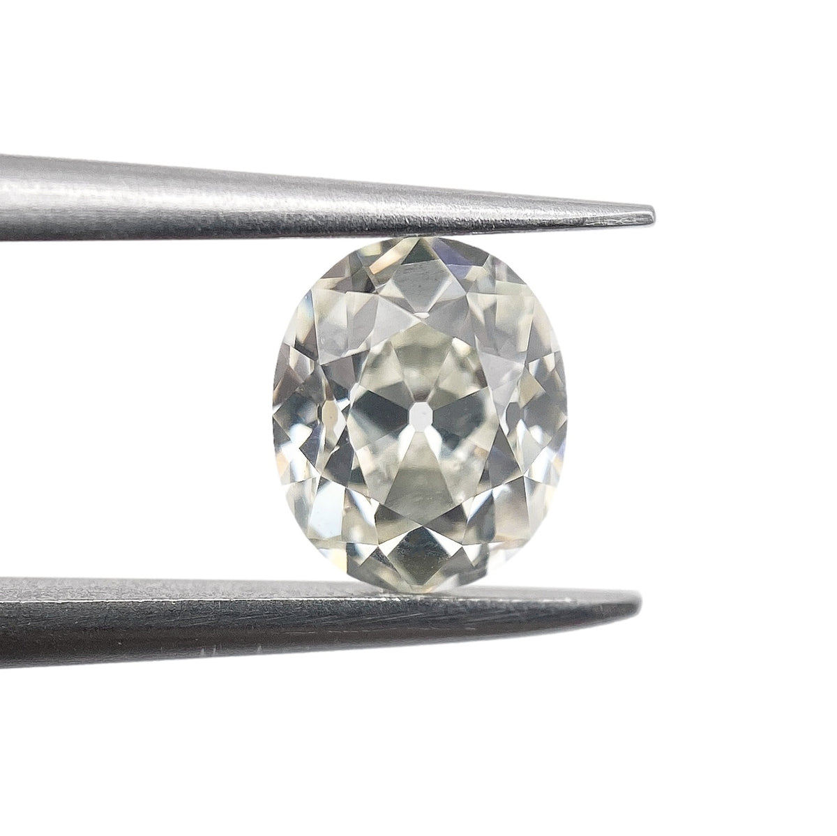 0.96ct | I-J/VVS Oval Shape Old Mine Cut Diamond - Modern Rustic Diamond