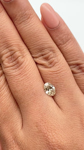 1.00ct | Champagne VS-SI Oval Shape Brilliant Cut Diamond - Modern Rustic Diamond