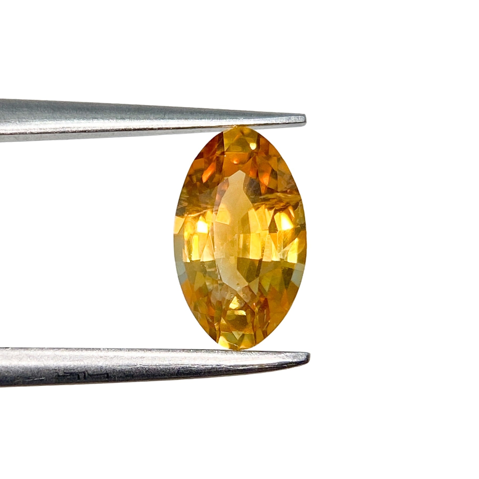 0.96ct | Brilliant Cut Moval Shape Orange Montana Sapphire-Modern Rustic Diamond