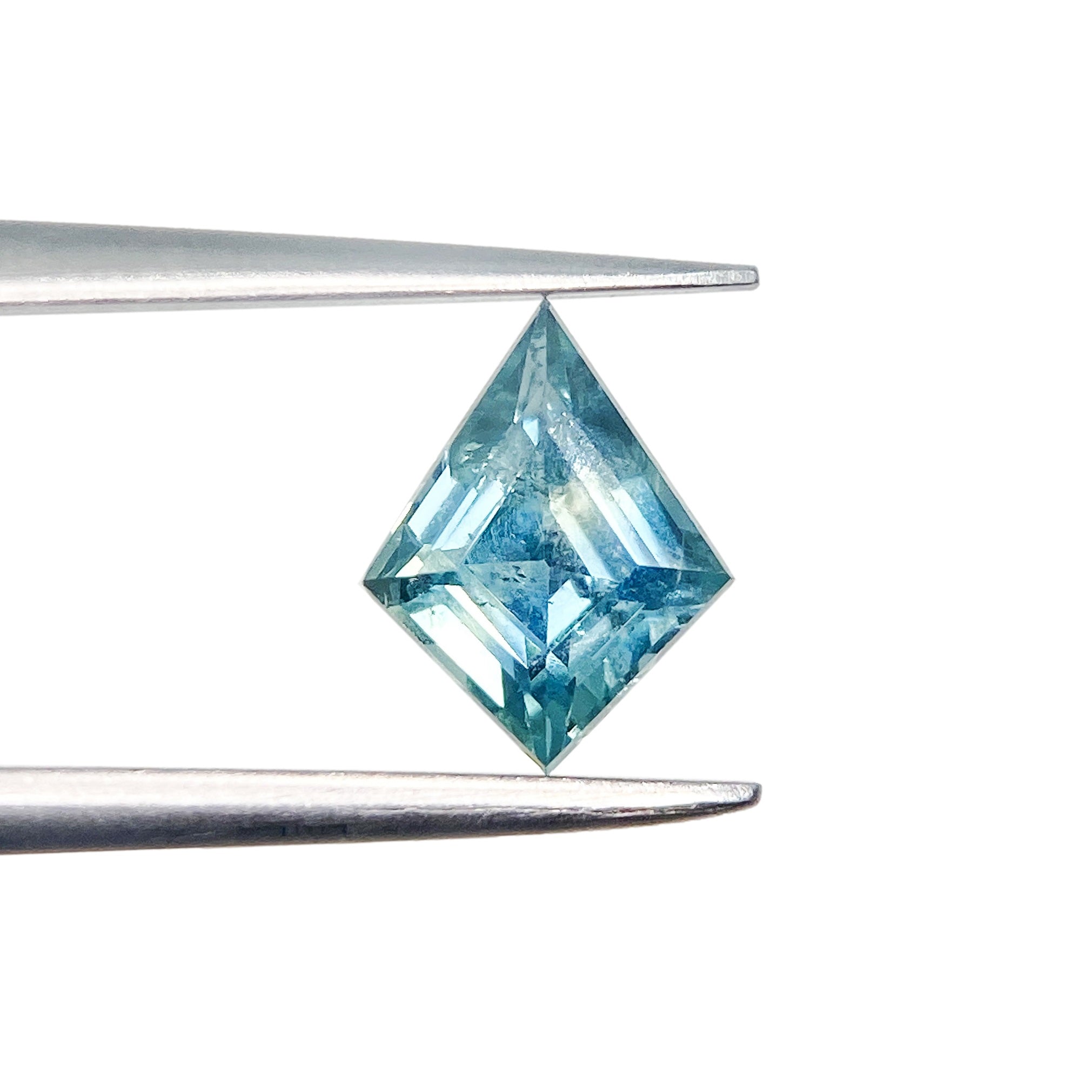 1.02ct | Step Cut Kite Shape Blue Montana Sapphire-Modern Rustic Diamond