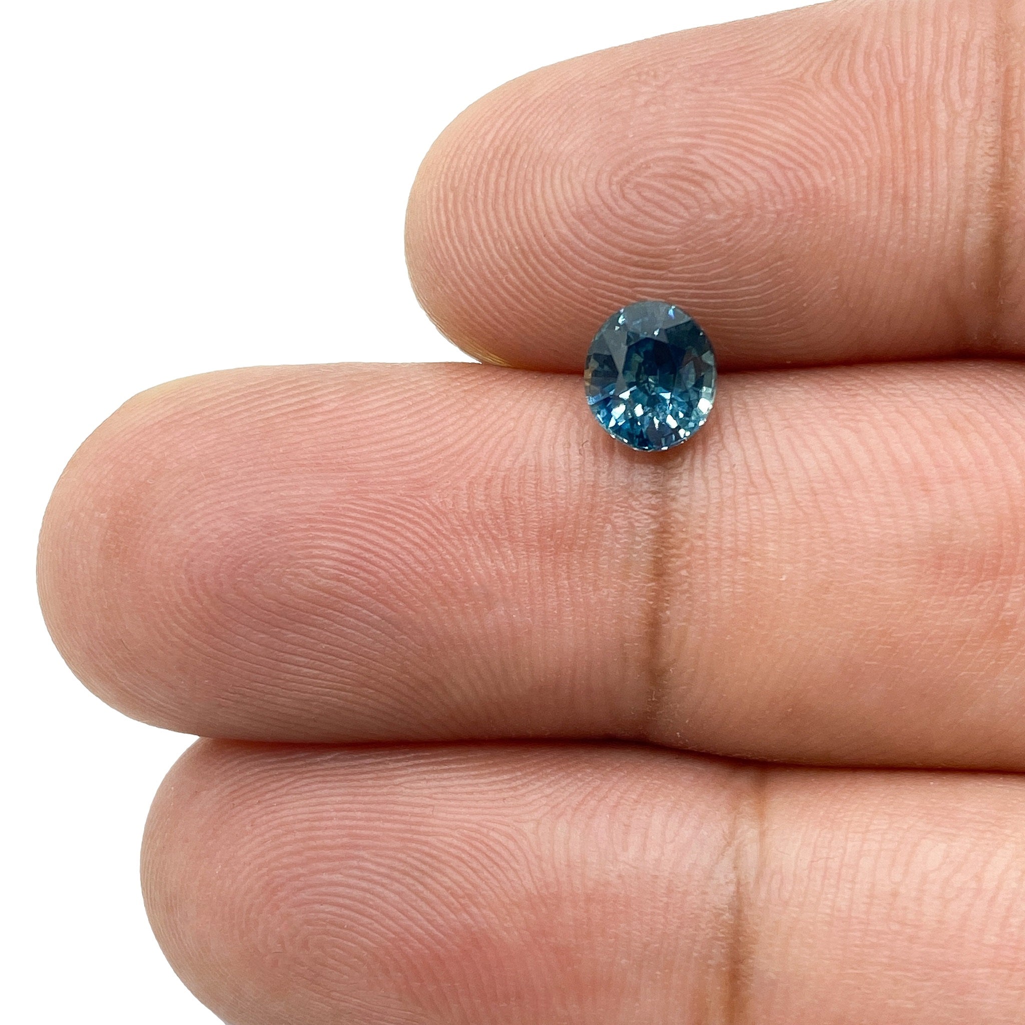 1.03ct | Brilliant Cut Oval Shape Blue Montana Sapphire-Modern Rustic Diamond