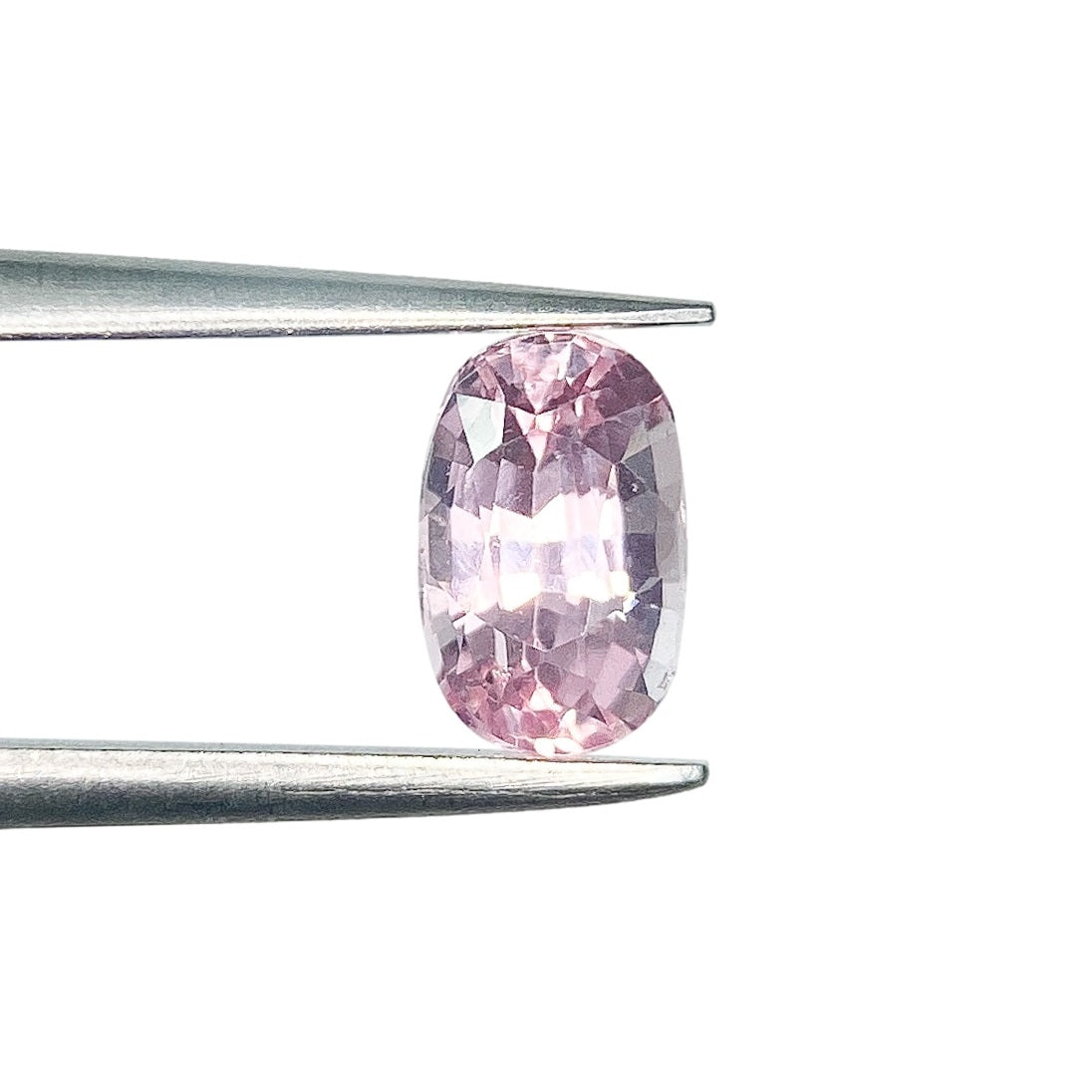 1.07ct | Brilliant Cut Oval Shape Pink Sapphire-Modern Rustic Diamond