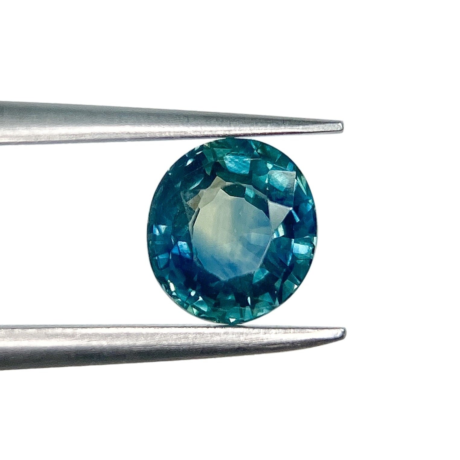 1.11ct | Brilliant Cut Oval Shape Blue Montana Sapphire-Modern Rustic Diamond