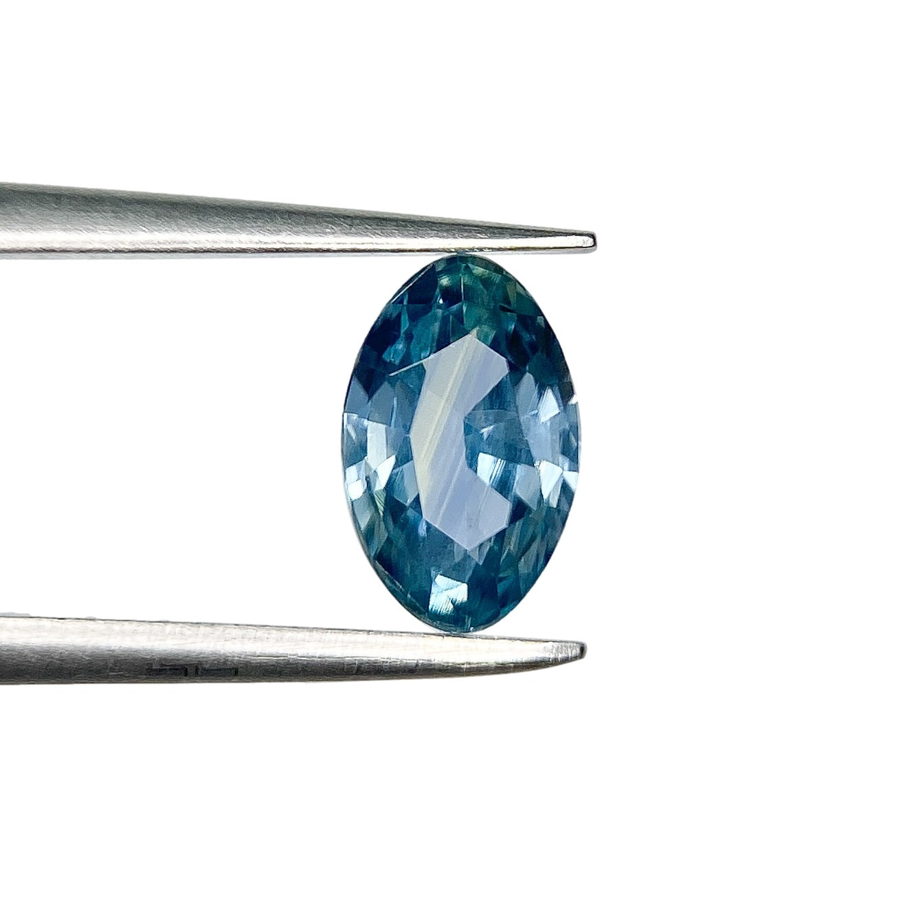 1.14ct | Brilliant Cut Oval Shape Blue Sapphire-Modern Rustic Diamond