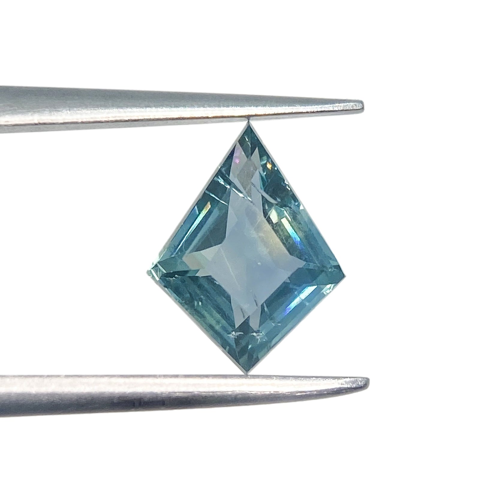 1.14ct | Step Cut Kite Shape Blue Montana Sapphire-Modern Rustic Diamond