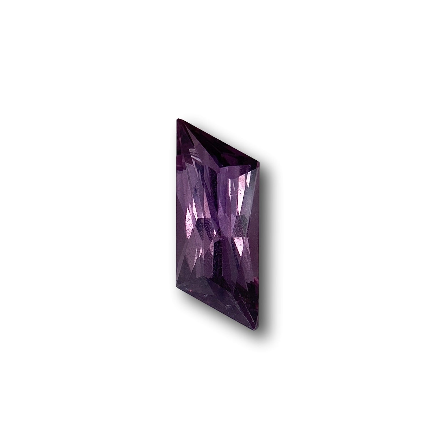 1.18ct | Brilliant Cut Rhomboid Shape Violet Sapphire-Modern Rustic Diamond