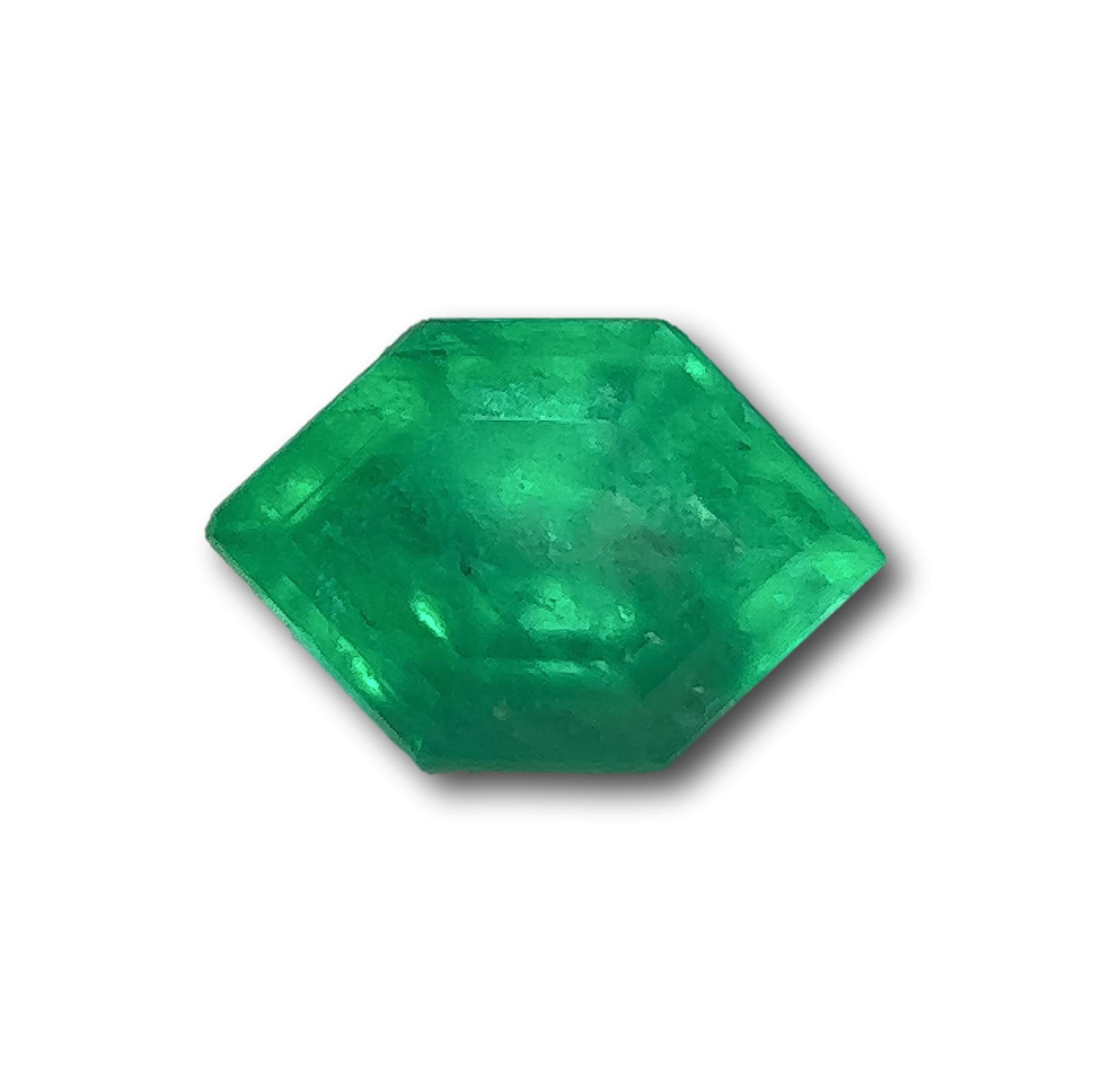 0.74cttw | Step Cut Hexagon Shape Muzo Origin Emerald