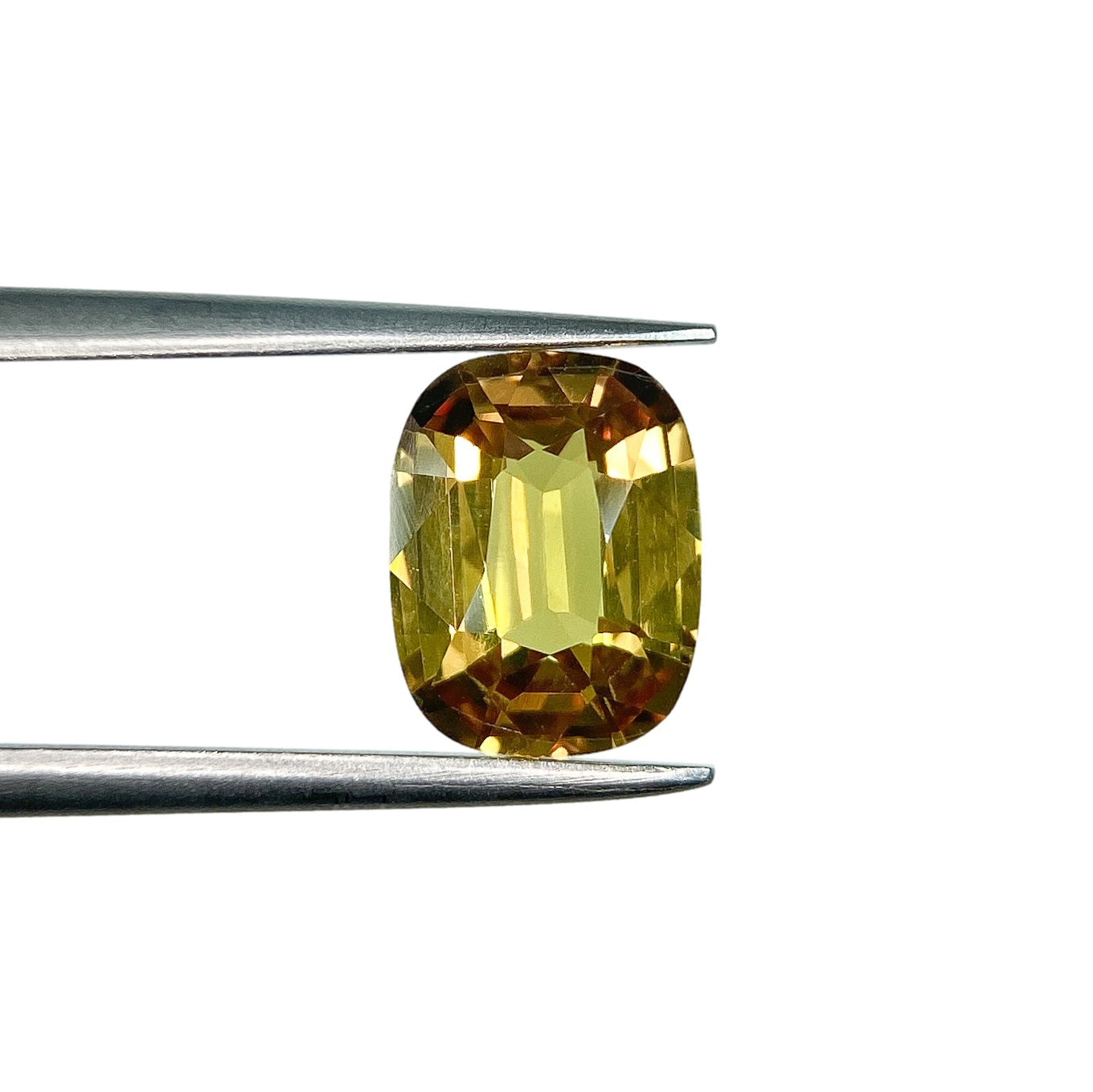2.32ct | Brilliant Cut Cushion Shape Yellow Brown Sapphire-Modern Rustic Diamond