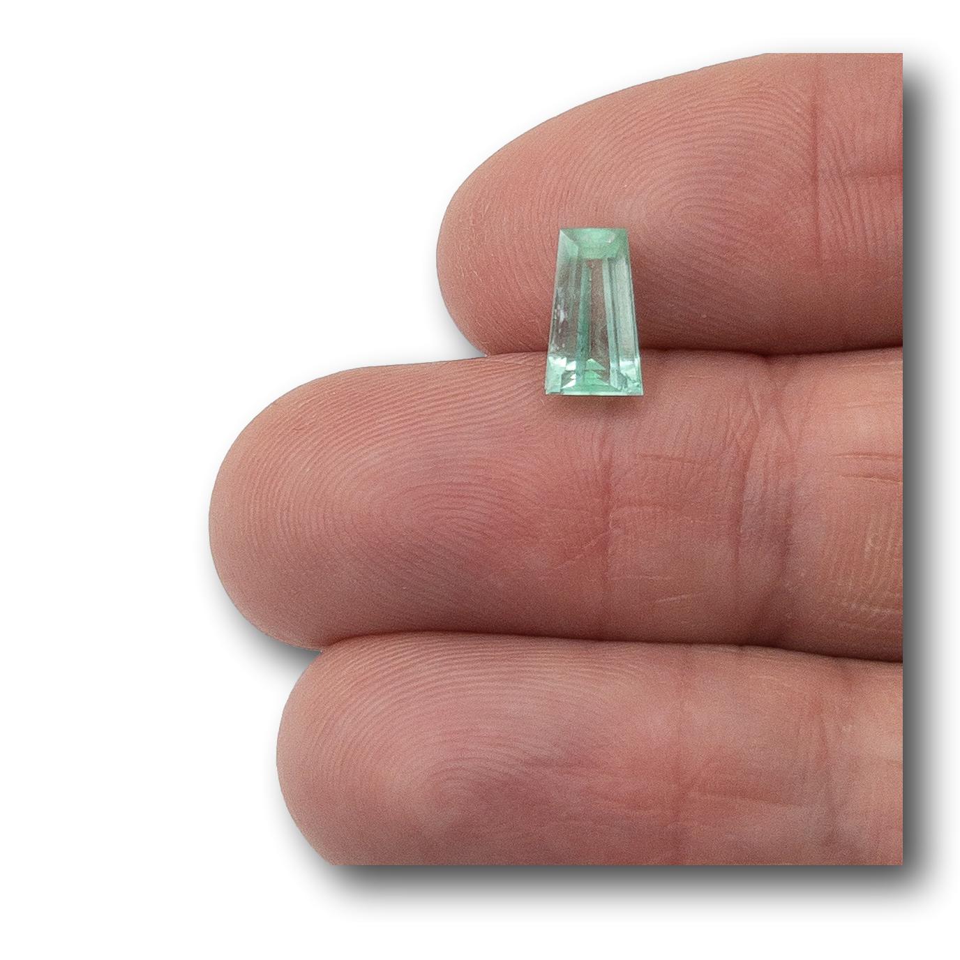 1.47ct | Step Cut Trapezoid Shape Muzo Origin Emerald