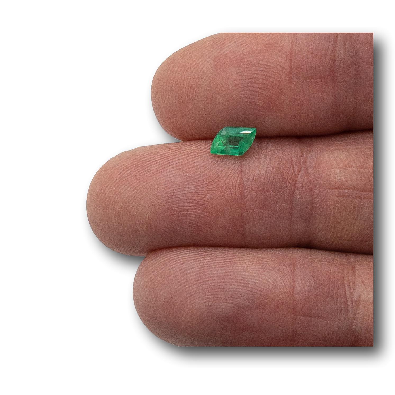 0.58ct | Step Cut Rhomboid Shape Muzo Origin Emerald