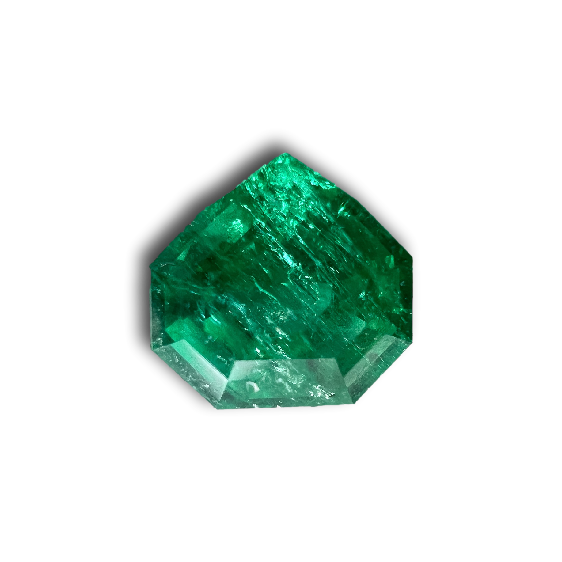 0.90ct | Step Cut Shield Shape Muzo Origin Emerald